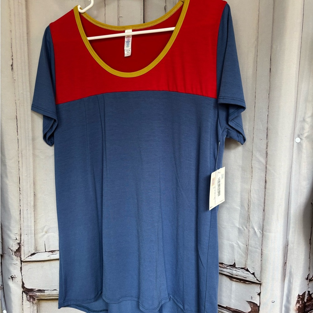 NEW lularoe classic T - L